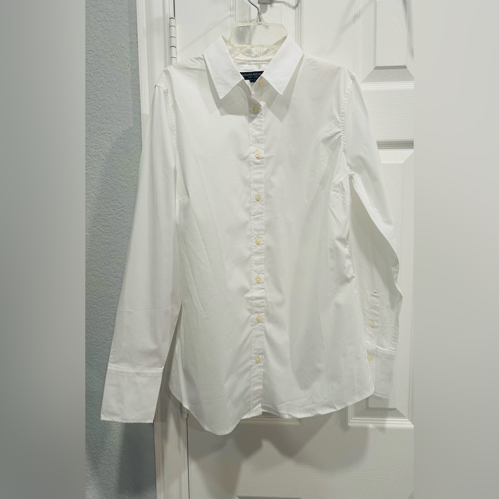 NWT: Banana Republic White Button Down, The Riley, 6